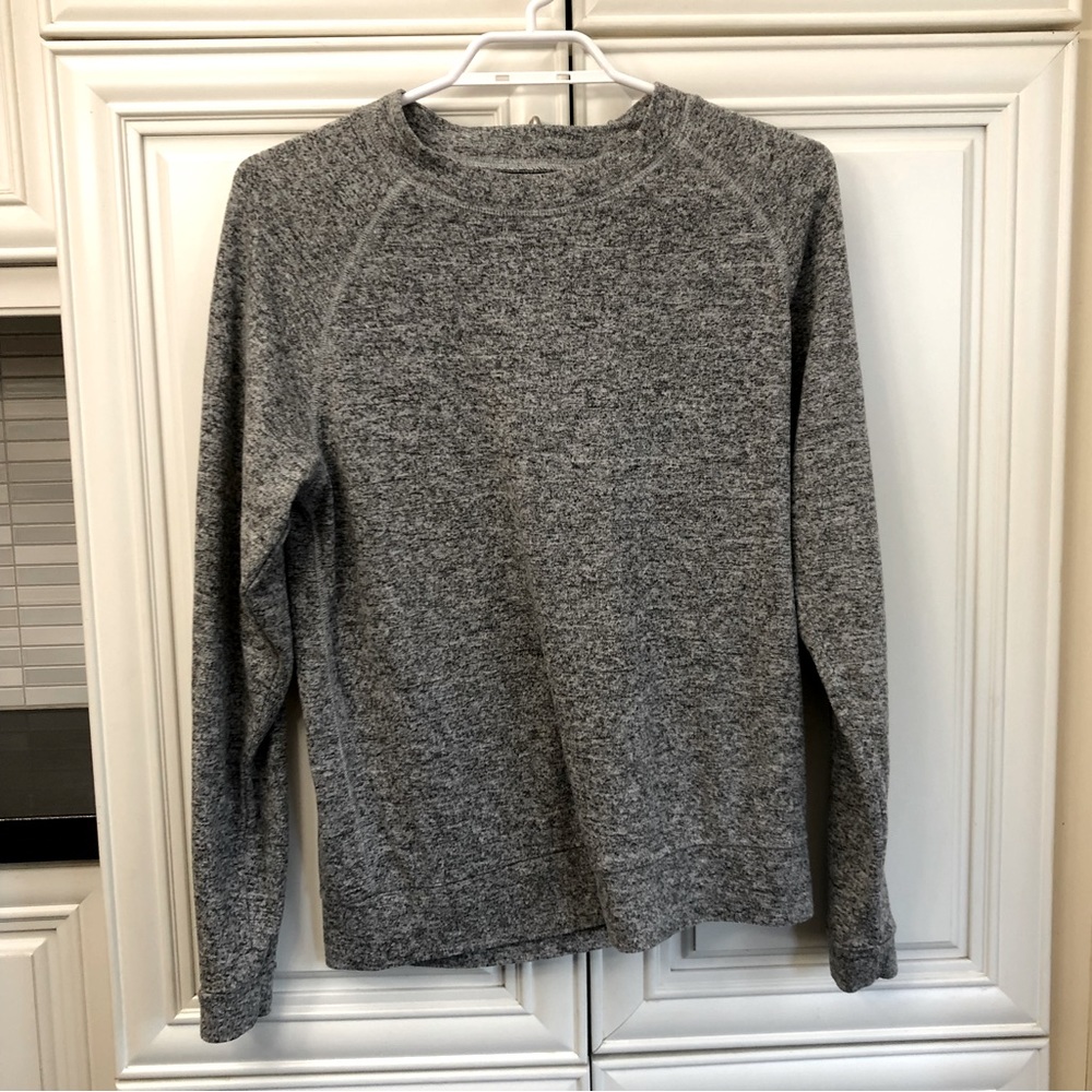 TNA women’s heather grey l/s shirt